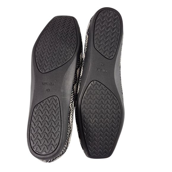 Vivaia Black White Margot Walker Square Toe V Cut Flats 43 US 10 1/2 NEW - Picture 5 of 5